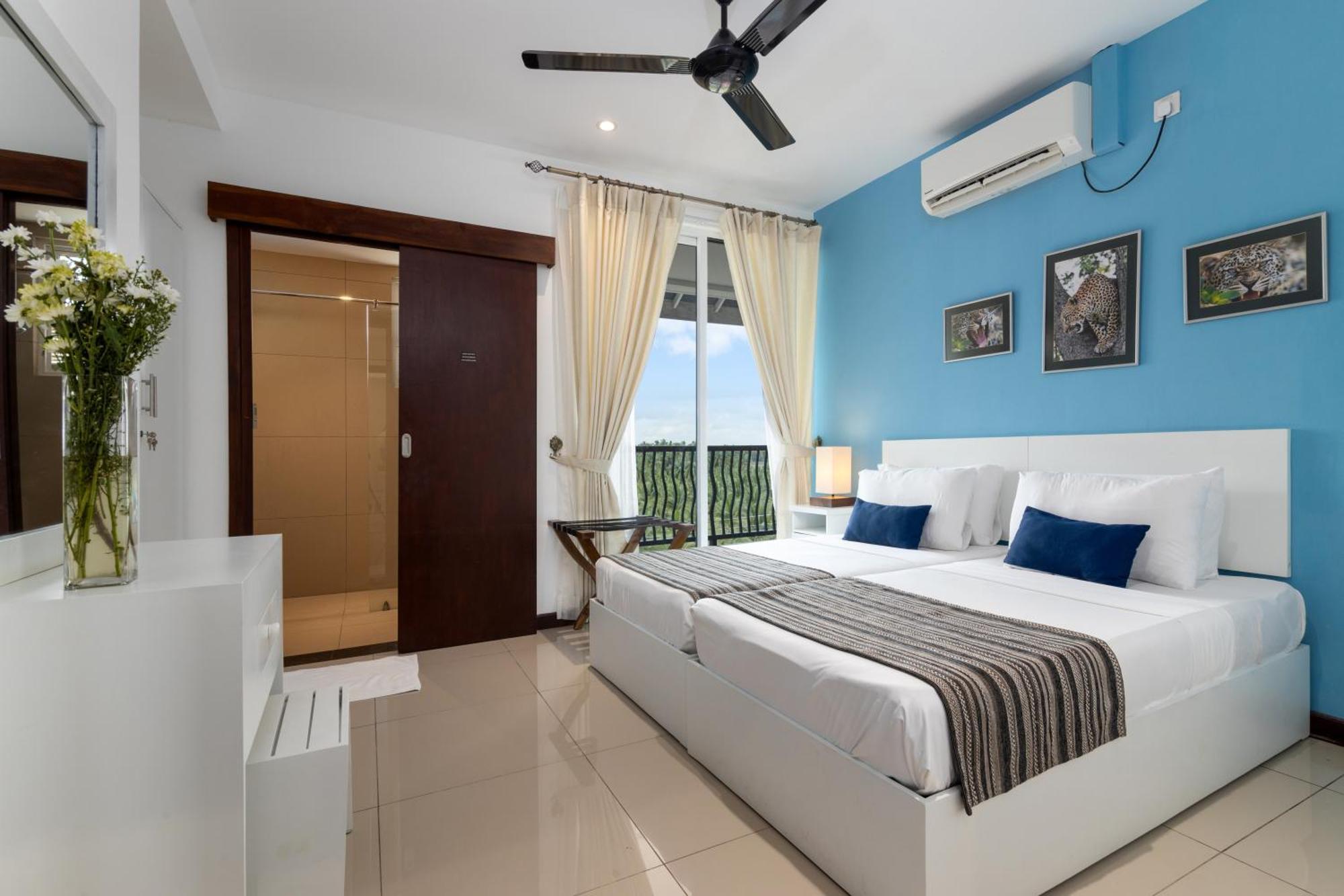 Oceanfront Condominium - Нилавели Екстериор снимка
