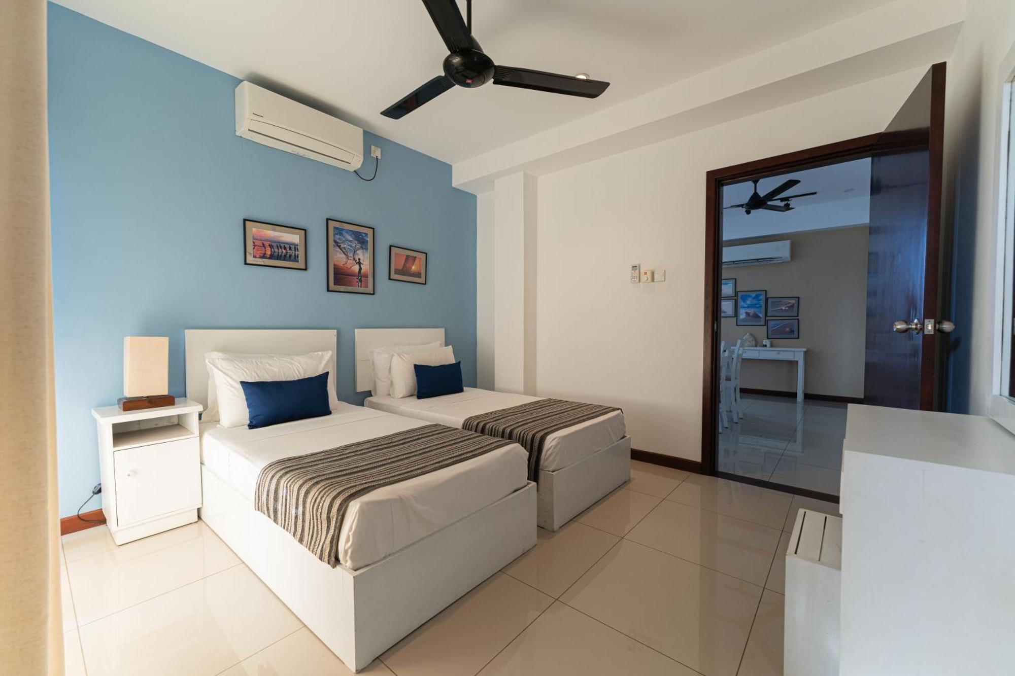 Oceanfront Condominium - Нилавели Екстериор снимка