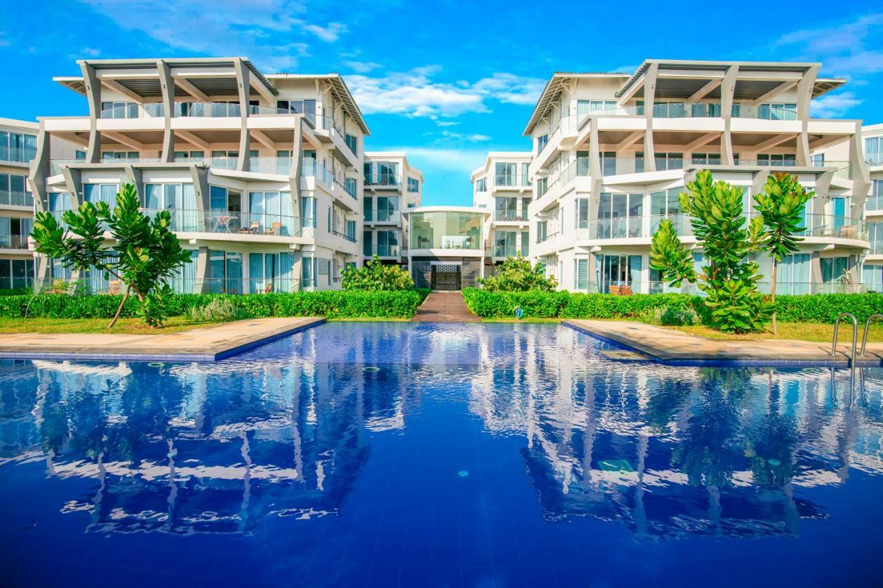 Oceanfront Condominium - Нилавели Екстериор снимка